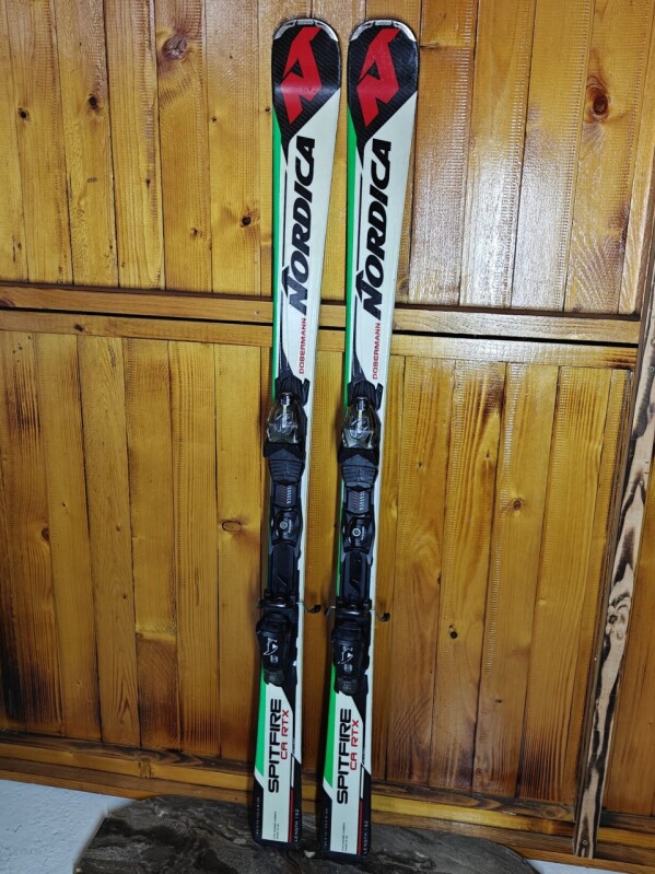 LYŽE NORDICA DOBERMANN SPITFIRE CA RTX 152CM